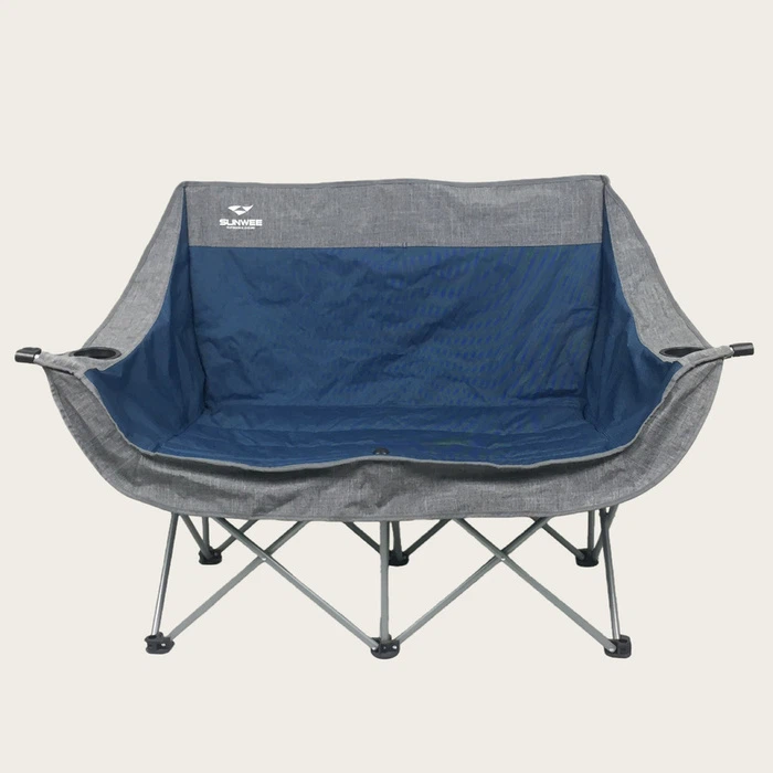 Siġġu għall-ikkampjar doppju b'mejda